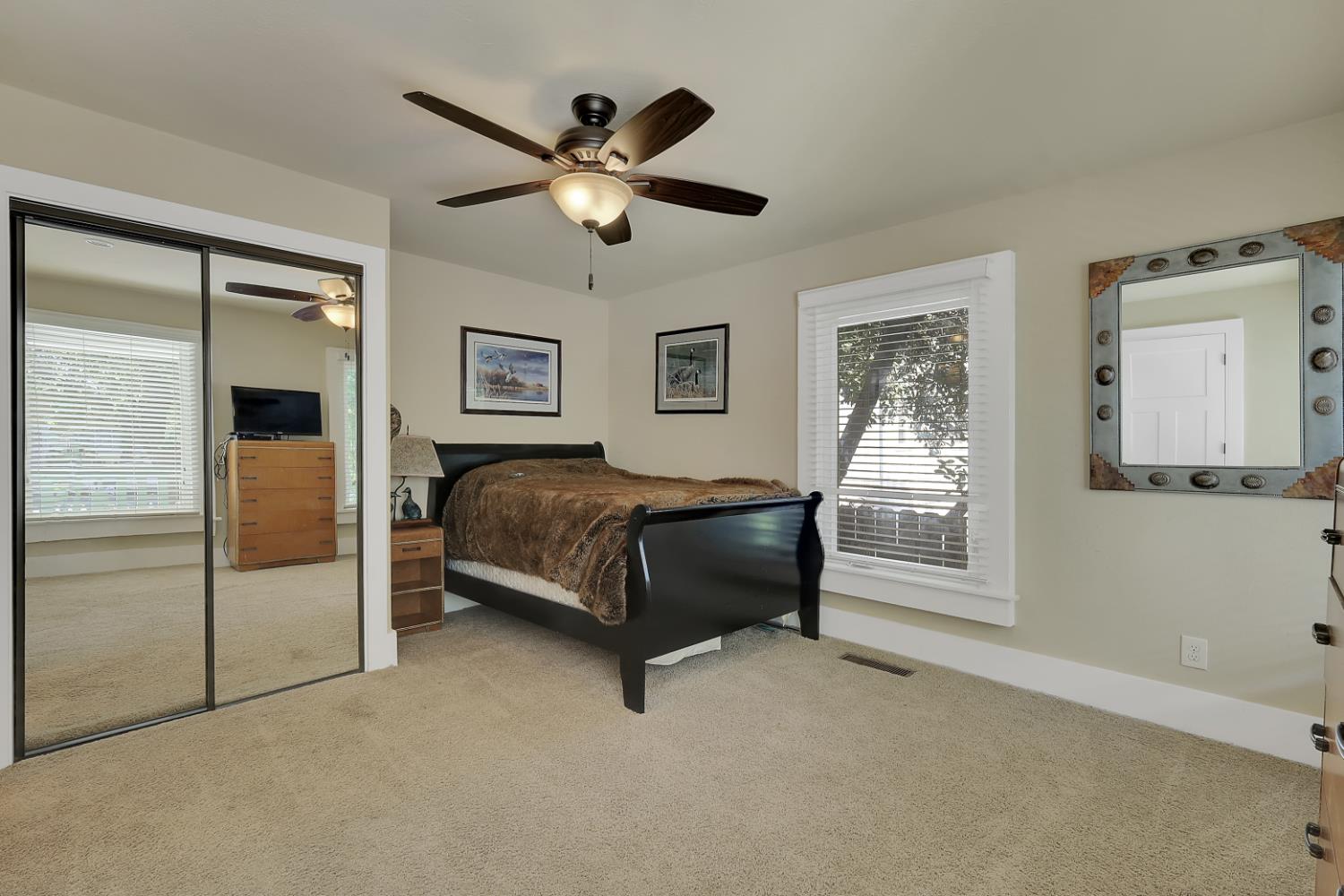 528 Clay Street Colusa, CA 95932 - Photo 24 of 36 Front bedroom - primary