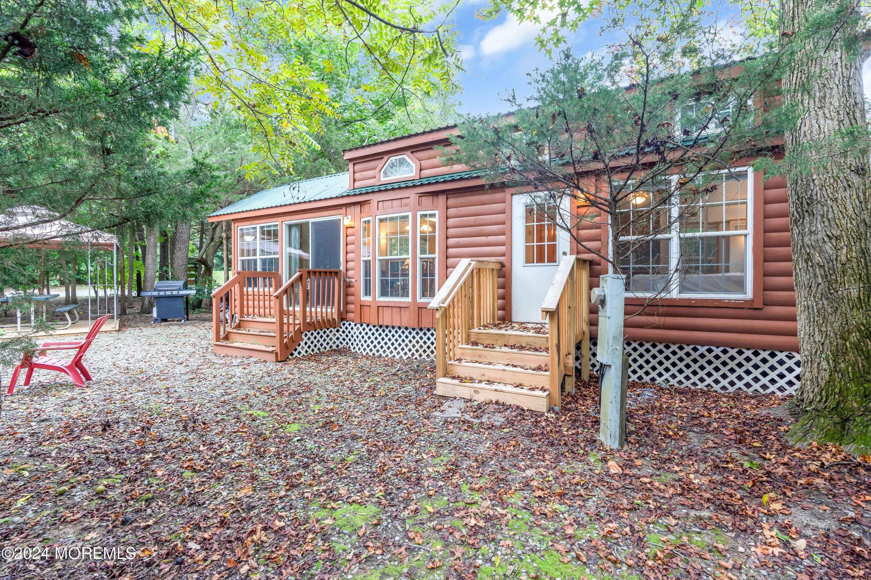 724 Monmouth Road, Unit 24 Cream Ridge, NJ 08514 - Photo 4 of 23 003_dsc02850