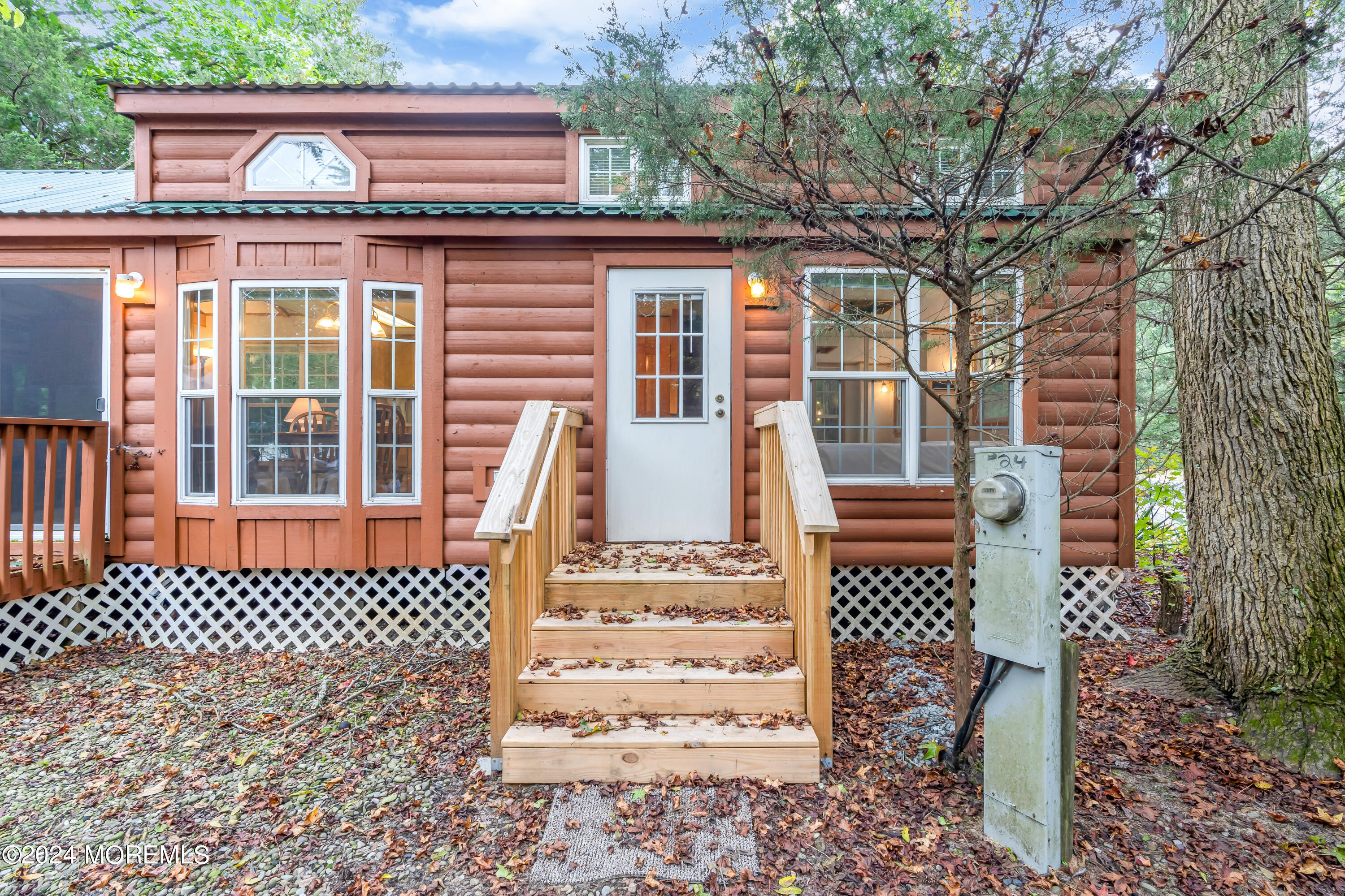 724 Monmouth Road, Unit 24 Cream Ridge, NJ 08514 - Photo 5 of 23 004_dsc02845