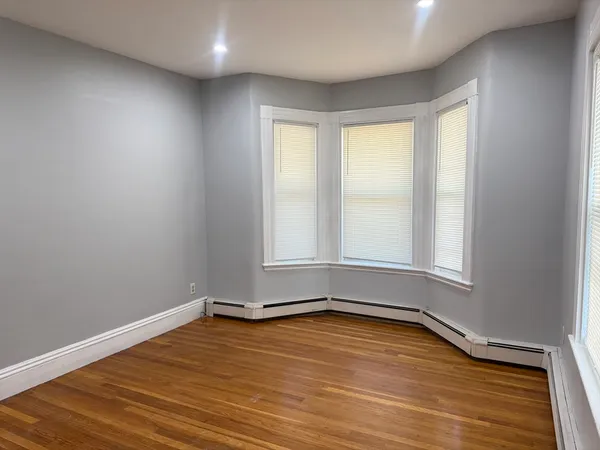 $1,850 | 324 Granite Street, Unit A, Quincy, MA 02169