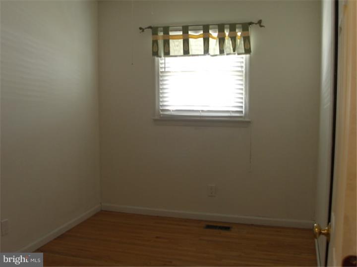 170 Greenbriar Road Hartly, DE 19953 - Photo 7 of 14 Bedroom 2
