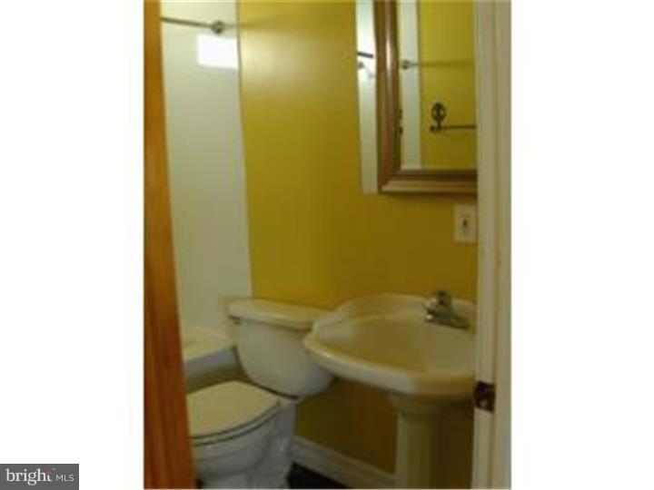 170 Greenbriar Road Hartly, DE 19953 - Photo 8 of 14 Bathroom