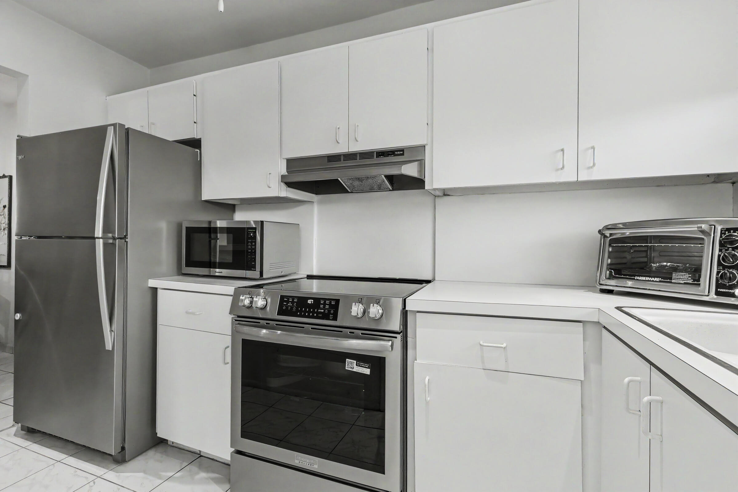 5300 Washington Street, Unit E208 Hollywood, FL 33021 - Photo 16 of 52 5300-20