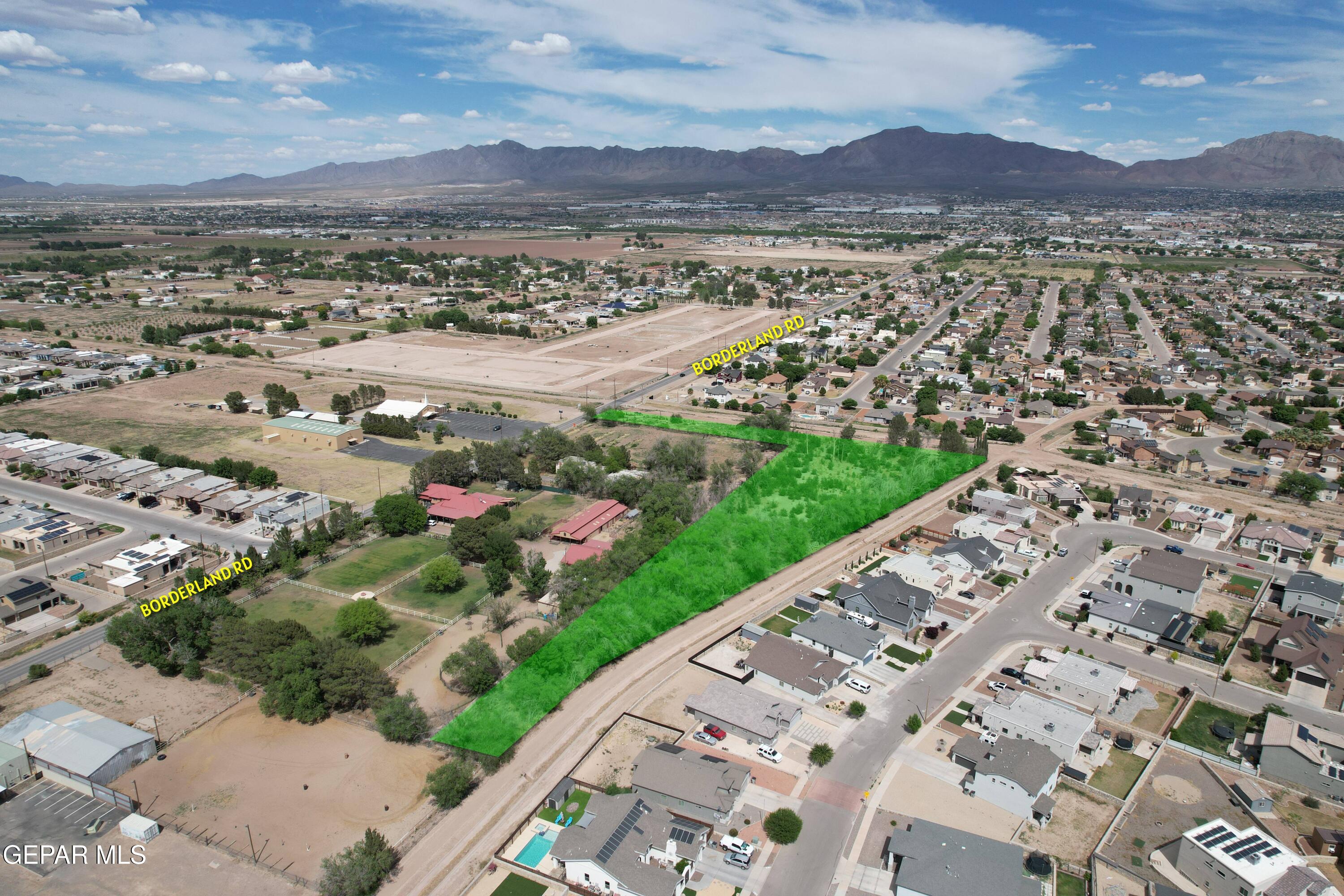 922 West Borderland Road El Paso, TX 79932 - Photo 4 of 8 a view of a city with a mountain