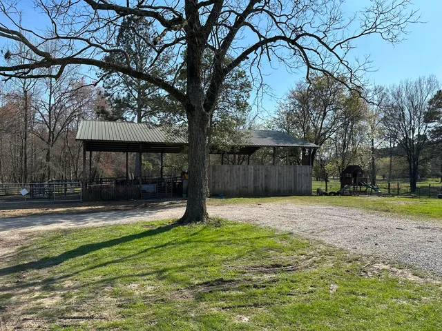 $699,900 | 1570 Halls Valley Road, Trion, GA 30753