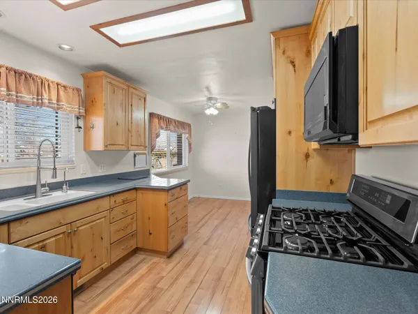 $750,000 | 965 Westerlund Lane, Fernley, NV 89408