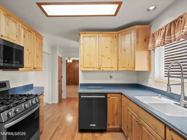 $750,000 | 965 Westerlund Lane, Fernley, NV 89408