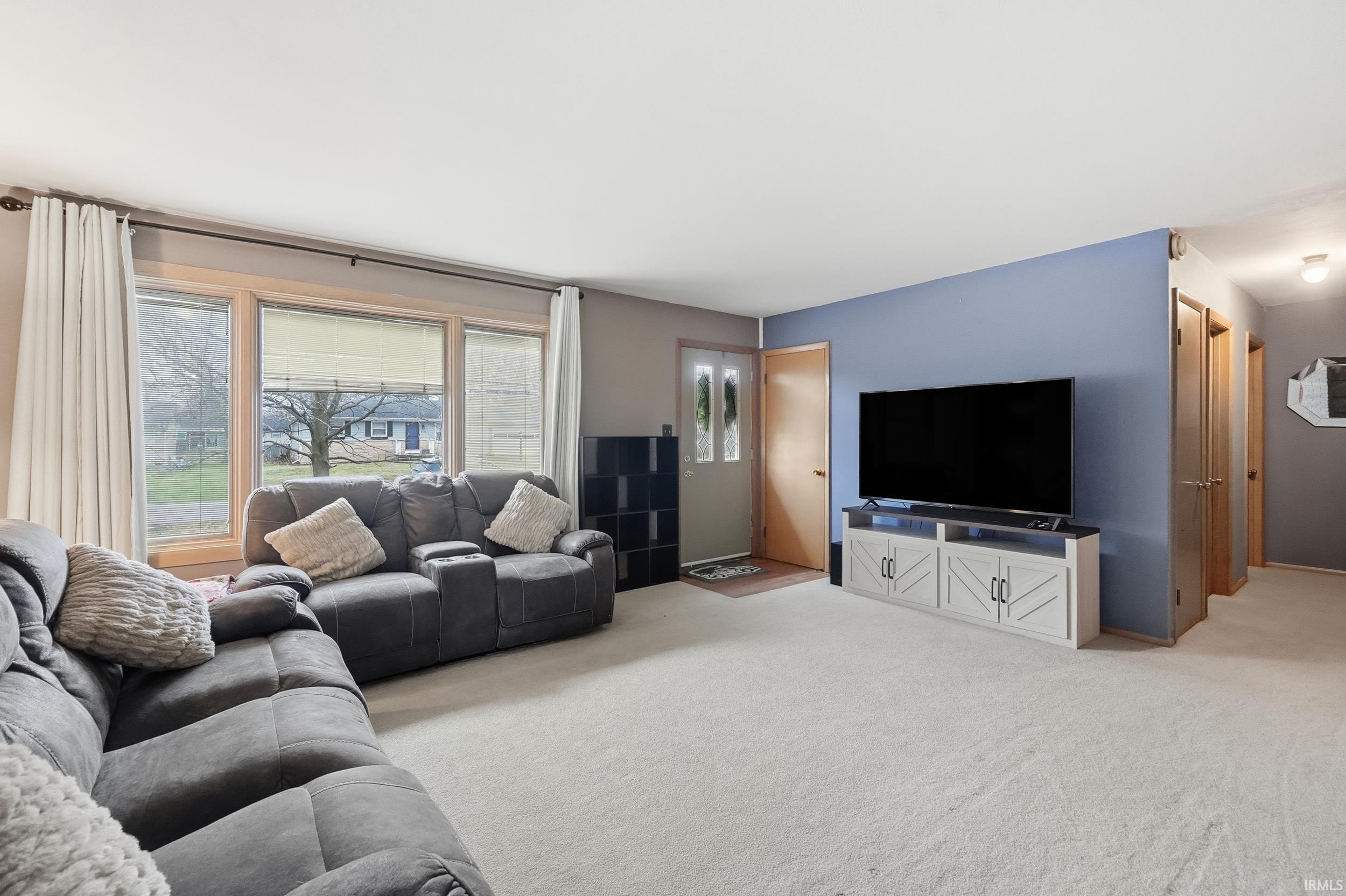 5231 Ann Hackley Road Fort Wayne, IN 46835 - Photo 4 of 32 Gallery Image 4