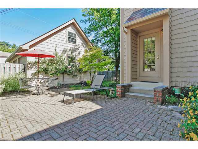 1950 Beverly Road Columbus, OH 43221 - Photo 20 of 24 Gallery Image 20