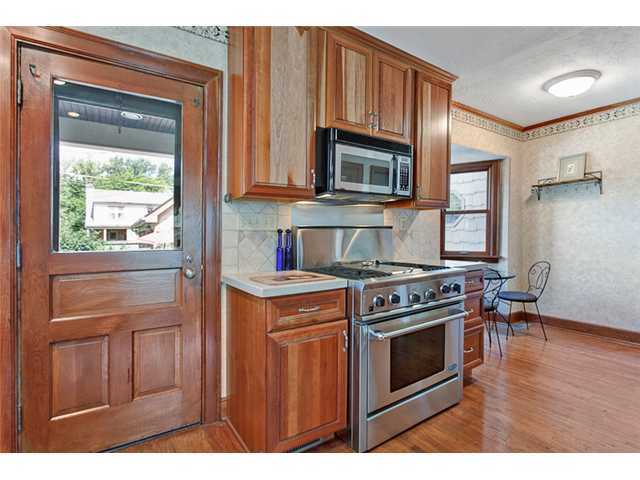 1950 Beverly Road Columbus, OH 43221 - Photo 8 of 24 Gallery Image 8