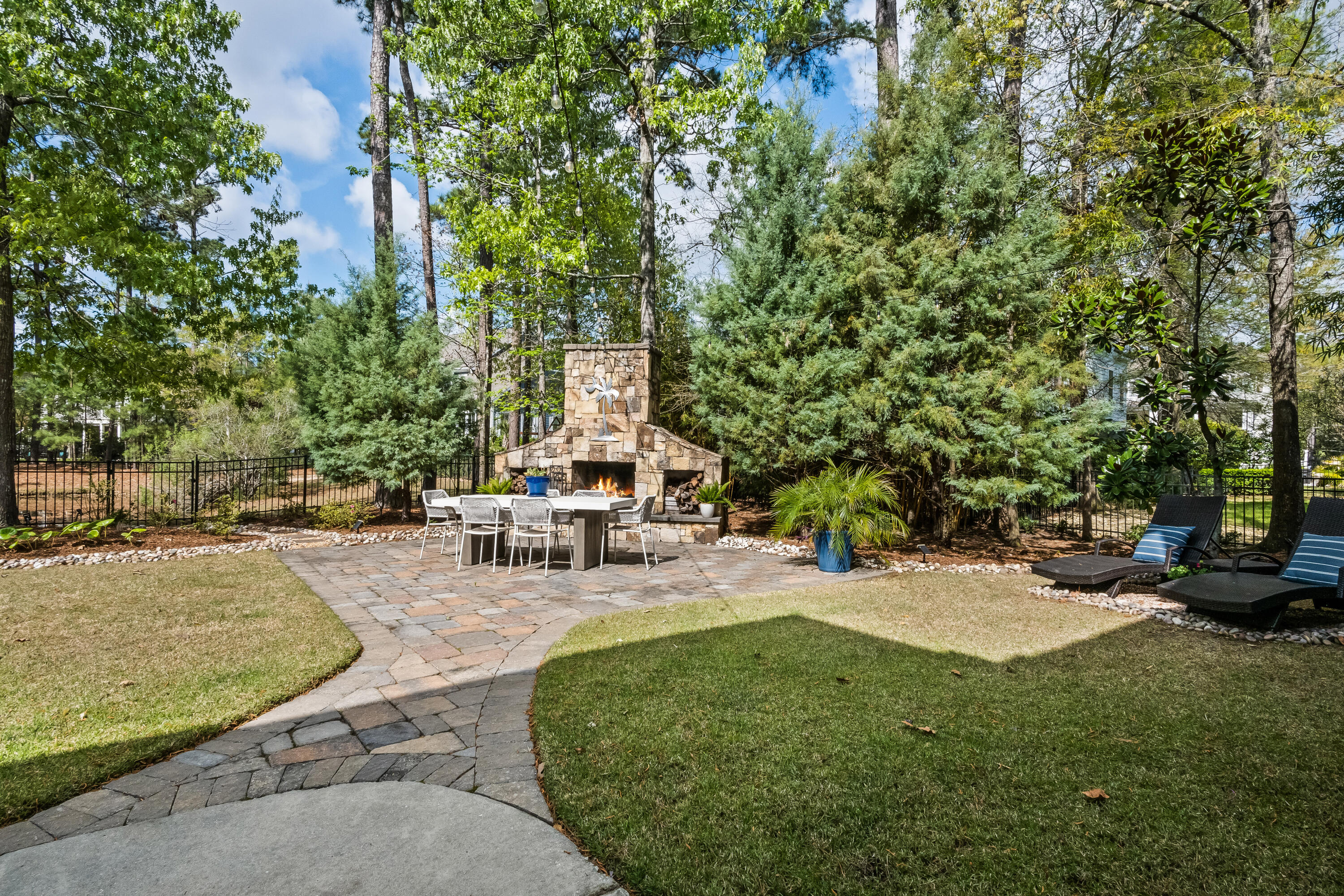 2120 Malcolm Road Mount Pleasant, SC 29466 - Photo 78 of 107 Stone patio