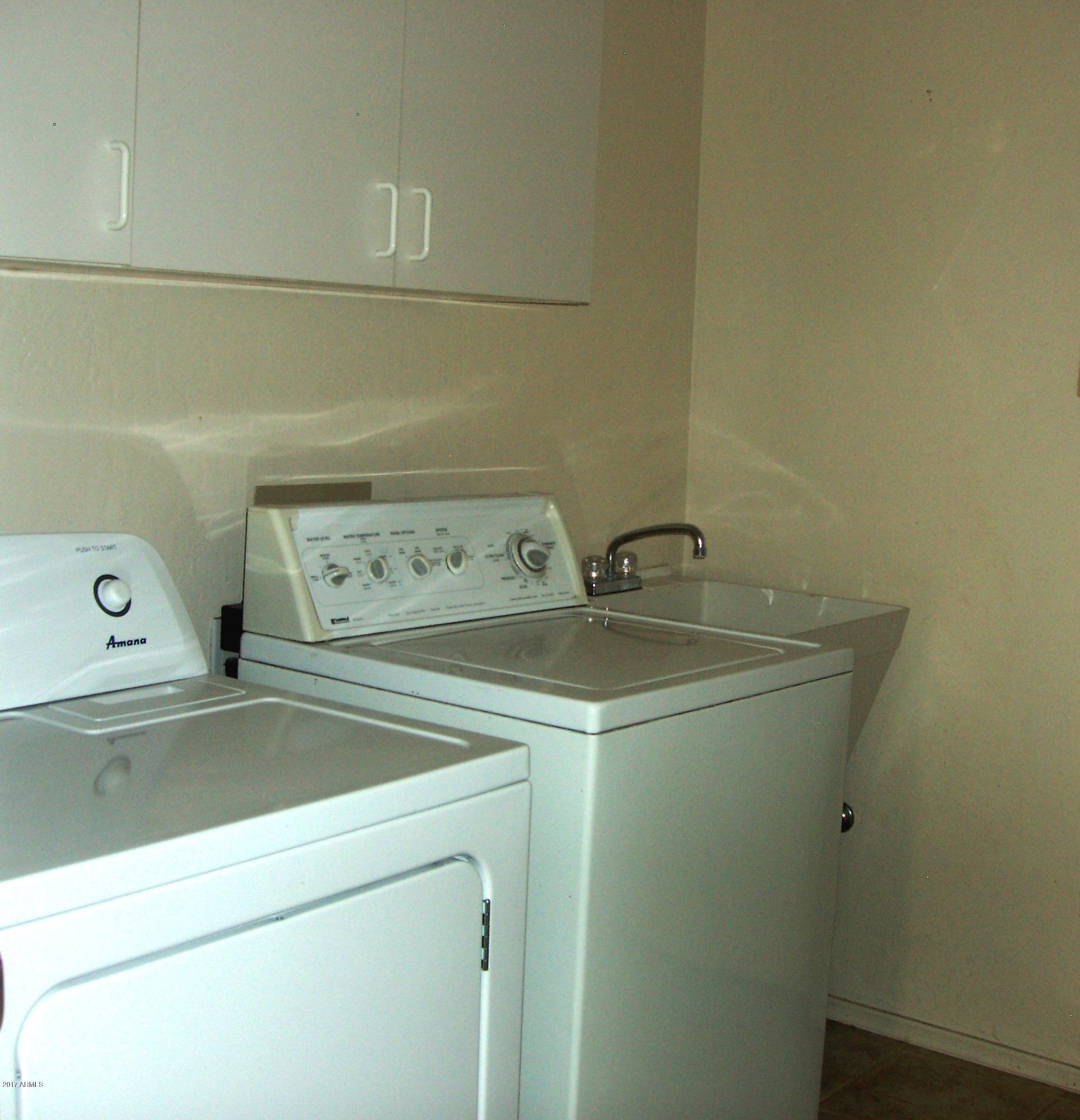 11522 East Ranch Gate Road Scottsdale, AZ 85255 - Photo 13 of 18 Inside laundry