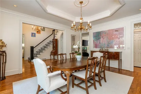 $1,995,000 | 3 Powers Chase Circle Northwest, Atlanta, GA 30327