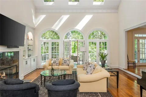 $1,995,000 | 3 Powers Chase Circle Northwest, Atlanta, GA 30327