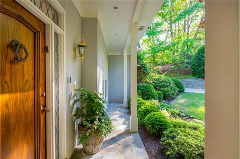 $1,995,000 | 3 Powers Chase Circle Northwest, Atlanta, GA 30327