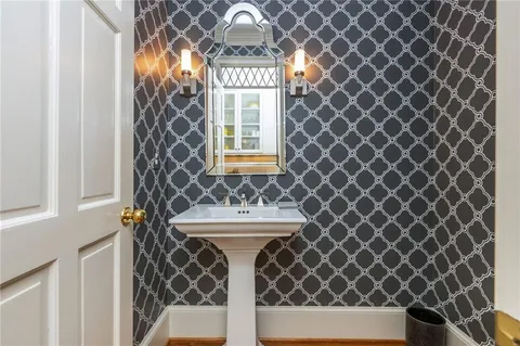 $1,995,000 | 3 Powers Chase Circle Northwest, Atlanta, GA 30327