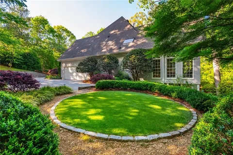 $1,995,000 | 3 Powers Chase Circle Northwest, Atlanta, GA 30327