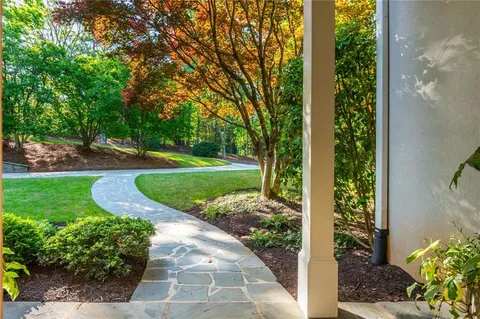 $1,995,000 | 3 Powers Chase Circle Northwest, Atlanta, GA 30327