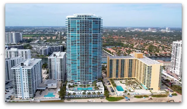 $5,199,000 | 2711 South Ocean Drive, Unit 3705, Hollywood, FL 33019