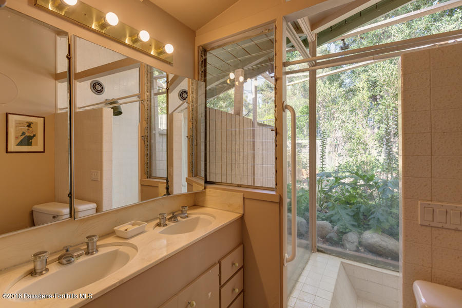 448 Laguna Road Pasadena, CA 91105 - Photo 16 of 33 egpimaging_448Laguna_024_MLS