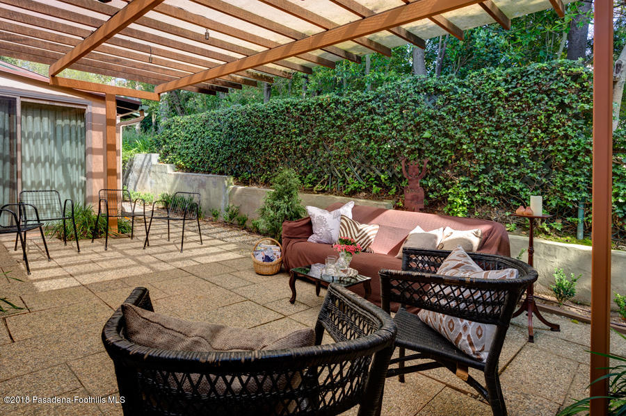 448 Laguna Road Pasadena, CA 91105 - Photo 27 of 33 egpimaging_448Laguna_039_MLS
