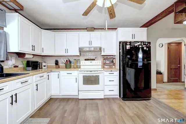 $289,000 | 32 George Street, Seymour, CT 06483