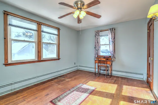 $289,000 | 32 George Street, Seymour, CT 06483