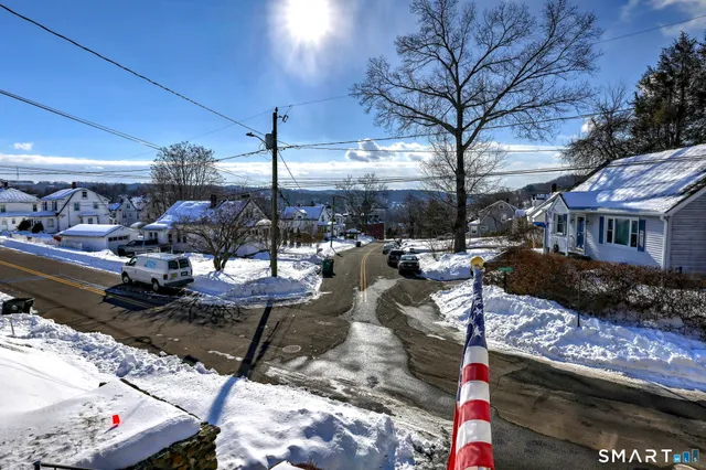 $289,000 | 32 George Street, Seymour, CT 06483