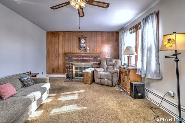 $289,000 | 32 George Street, Seymour, CT 06483