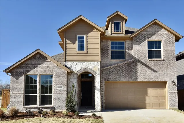 $389,990 | 2412 Glasgow Way, Denton, TX 76207