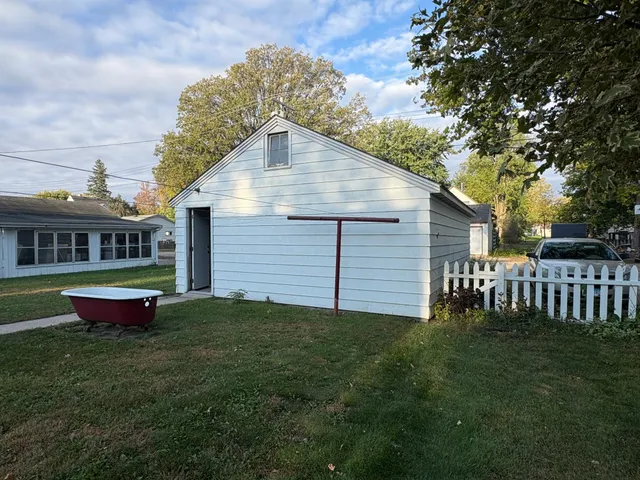 $99,900 | 307 15th Street North, Benson, MN 56215
