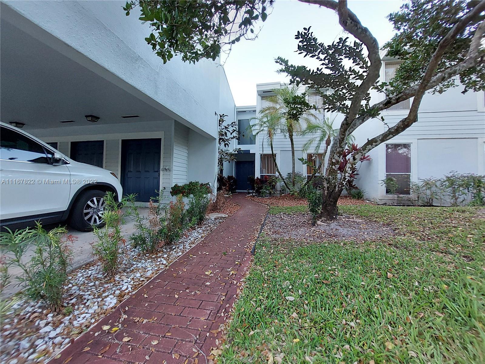 6141 Old Court Road, Unit 130 Boca Raton, FL 33433 - Photo 4 of 52 Gallery Image 4