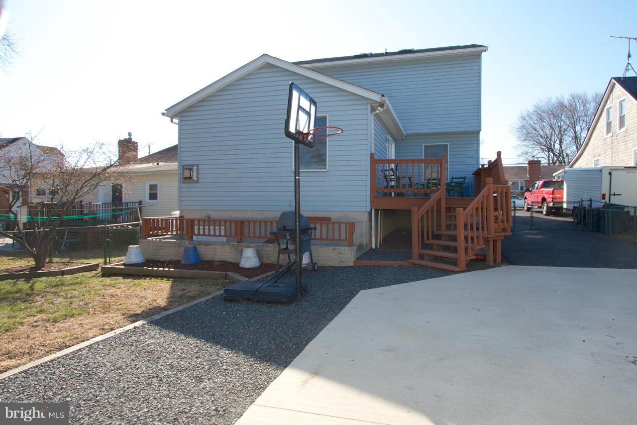 406 Delaware Avenue Baltimore, MD 21221 - Photo 21 of 24 Exterior (Rear)