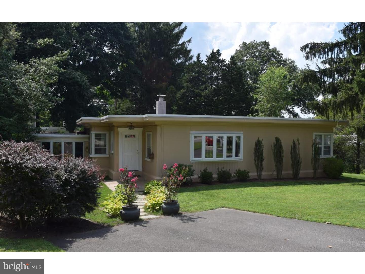 8202 MacArthur Road Glenside, PA 19038 - Photo 1 of 12 Gallery Image 1