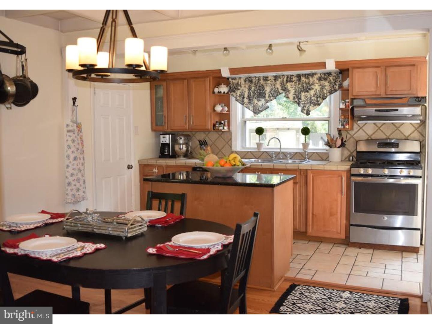 8202 MacArthur Road Glenside, PA 19038 - Photo 5 of 12 Gallery Image 5