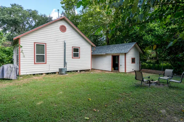 $1,700 | 111 Mc Phail Street, Tomball, TX 77375