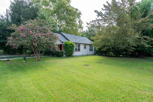 $1,700 | 111 Mc Phail Street, Tomball, TX 77375