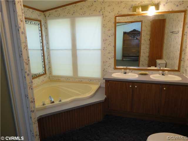 4811 Waymacks Road Charles City, VA 23030 - Photo 9 of 9 Master Bath