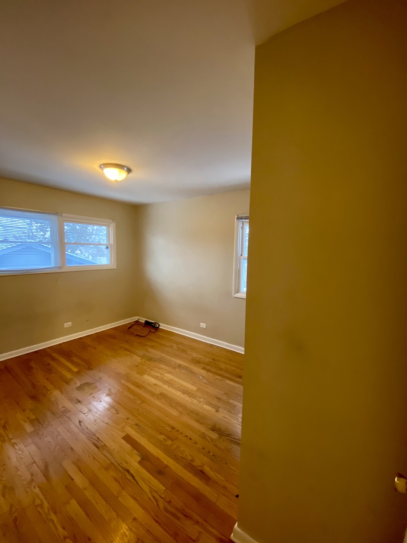 17041 Ridgewood Avenue Lansing, IL 60438 - Photo 4 of 10
