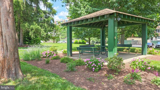 $314,900 | 2234 Washington Avenue, Unit 101, Silver Spring, MD 20910