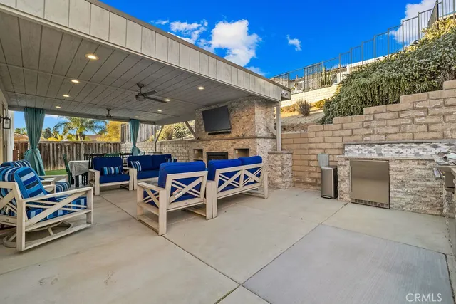 $777,000 | 29188 Woodbridge Drive, Murrieta, CA 92563