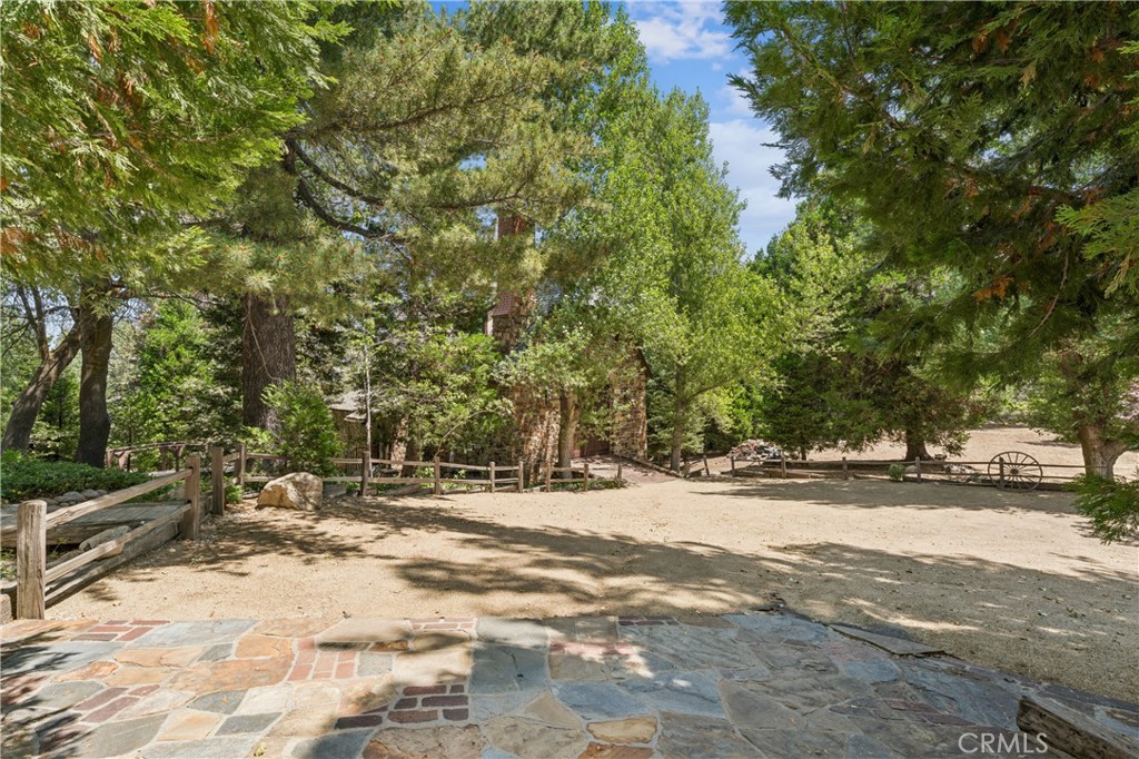 29162 Bald Eagle Ridge Road Lake Arrowhead, CA 92352 - Photo 56 of 66 Gallery Image 56