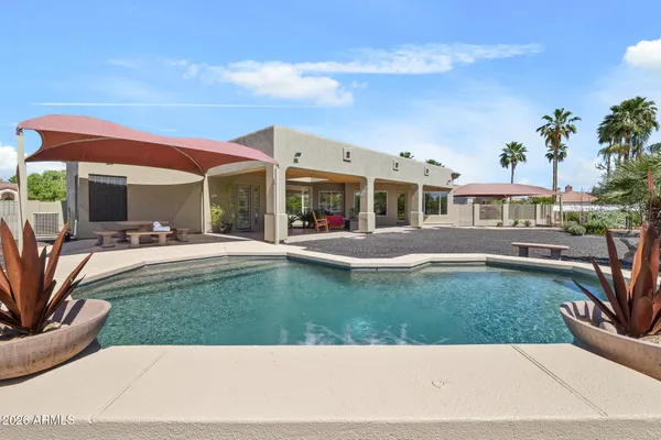 $1,600,000 | 2687 East Arrowhead Trail, Gilbert, AZ 85297