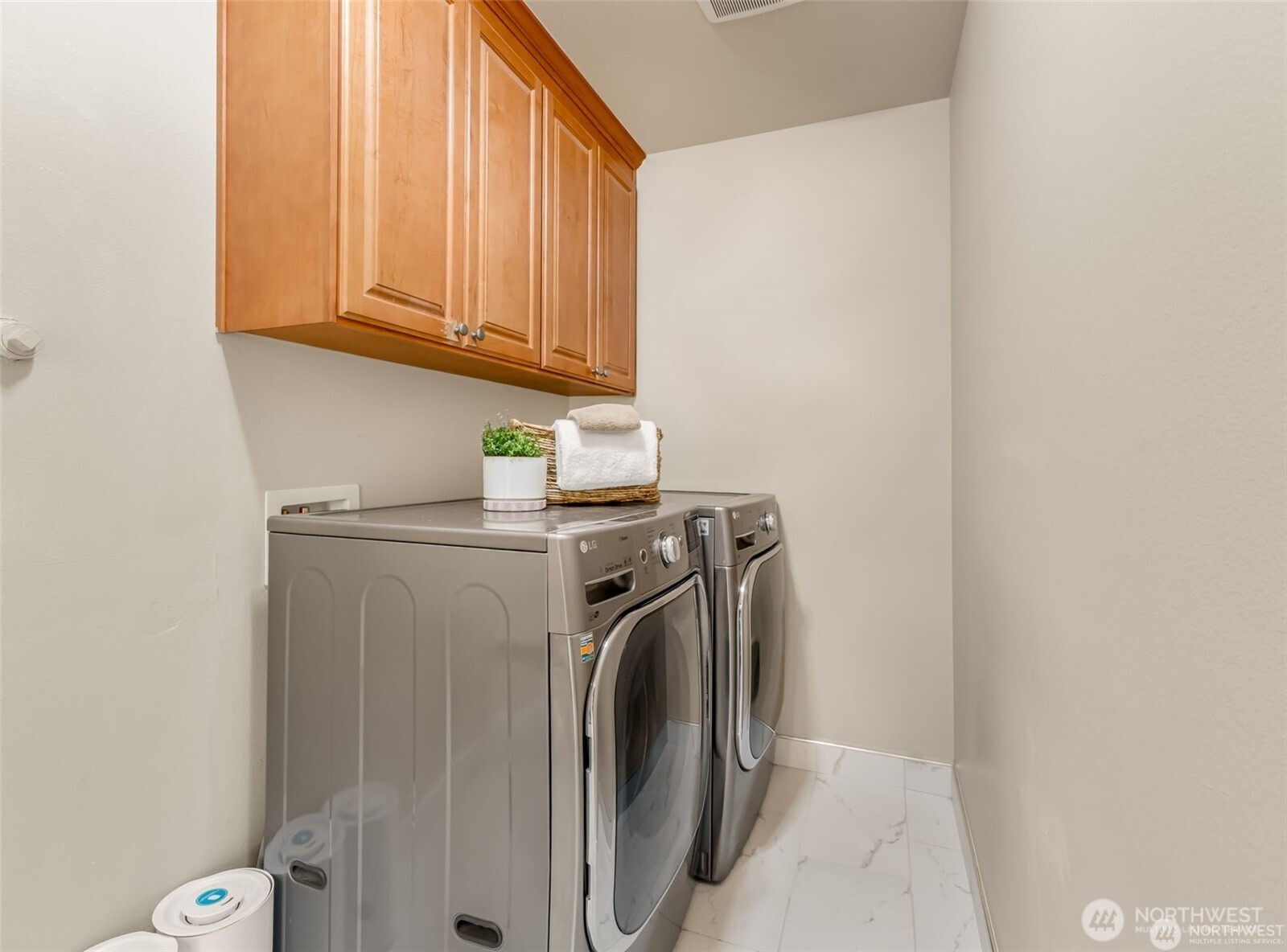 3631 214th Place Southeast Bothell, WA 98021 - Photo 30 of 38 a utility room with dryer and washer