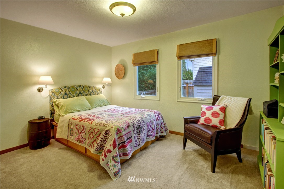 4627 Southwest Frontenac Street Seattle, WA 98136 - Photo 8 of 18 Gallery Image 8