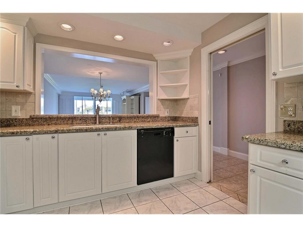 1903 Bay Road, Unit 106 Vero Beach, FL 32963 - Photo 11 of 36