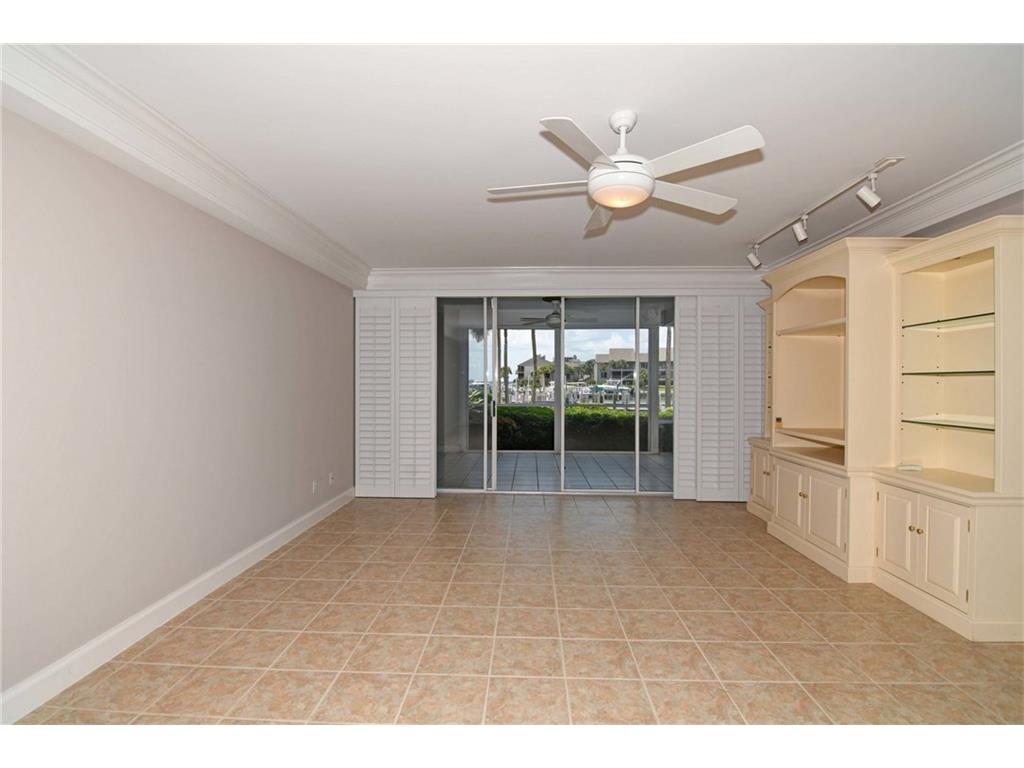 1903 Bay Road, Unit 106 Vero Beach, FL 32963 - Photo 12 of 36