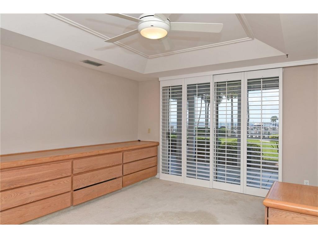 1903 Bay Road, Unit 106 Vero Beach, FL 32963 - Photo 15 of 36