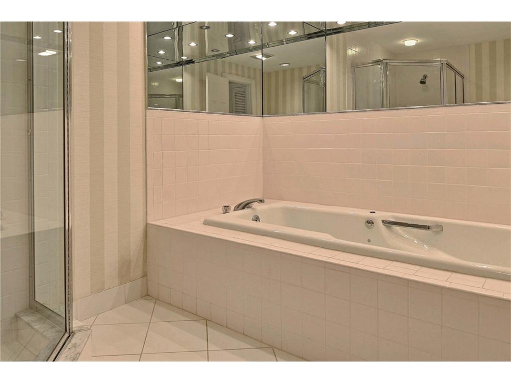 1903 Bay Road, Unit 106 Vero Beach, FL 32963 - Photo 17 of 36