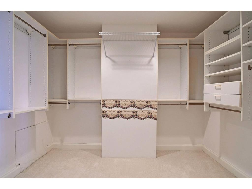 1903 Bay Road, Unit 106 Vero Beach, FL 32963 - Photo 18 of 36